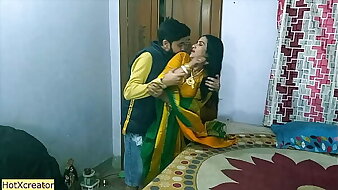 Indian hot Milf aunty vs Na�ve teen New Indian sex with hindi audio